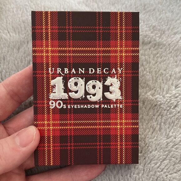 Urban Decay 1993 90’s 🥾 Eyeshadow Palette - Picture 3 of 5